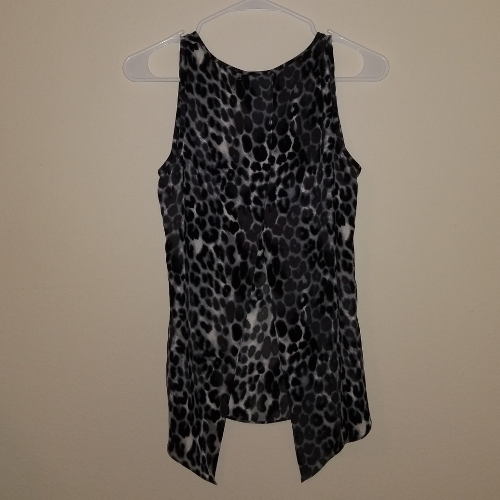 Express flowy tank top - Picture 2 of 4